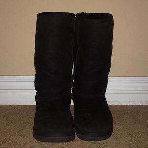 Black UGG boots